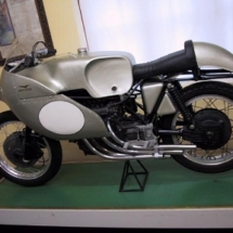 Mandello 2001- (26)_thO